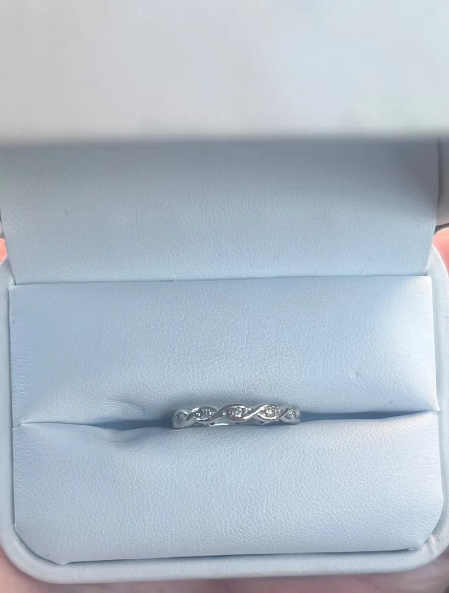 White gold diamond ring - Image 2