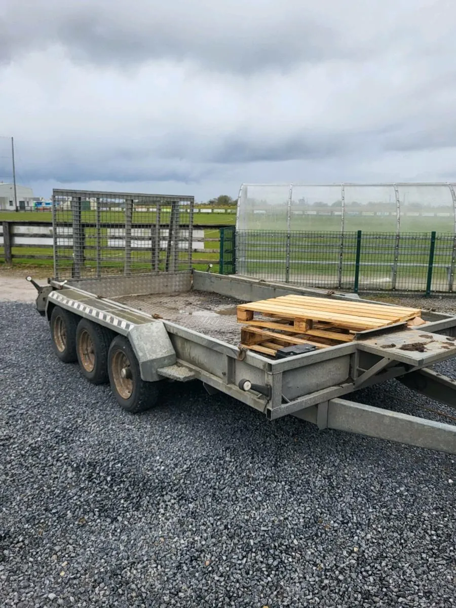 Plant trailer - Image 1