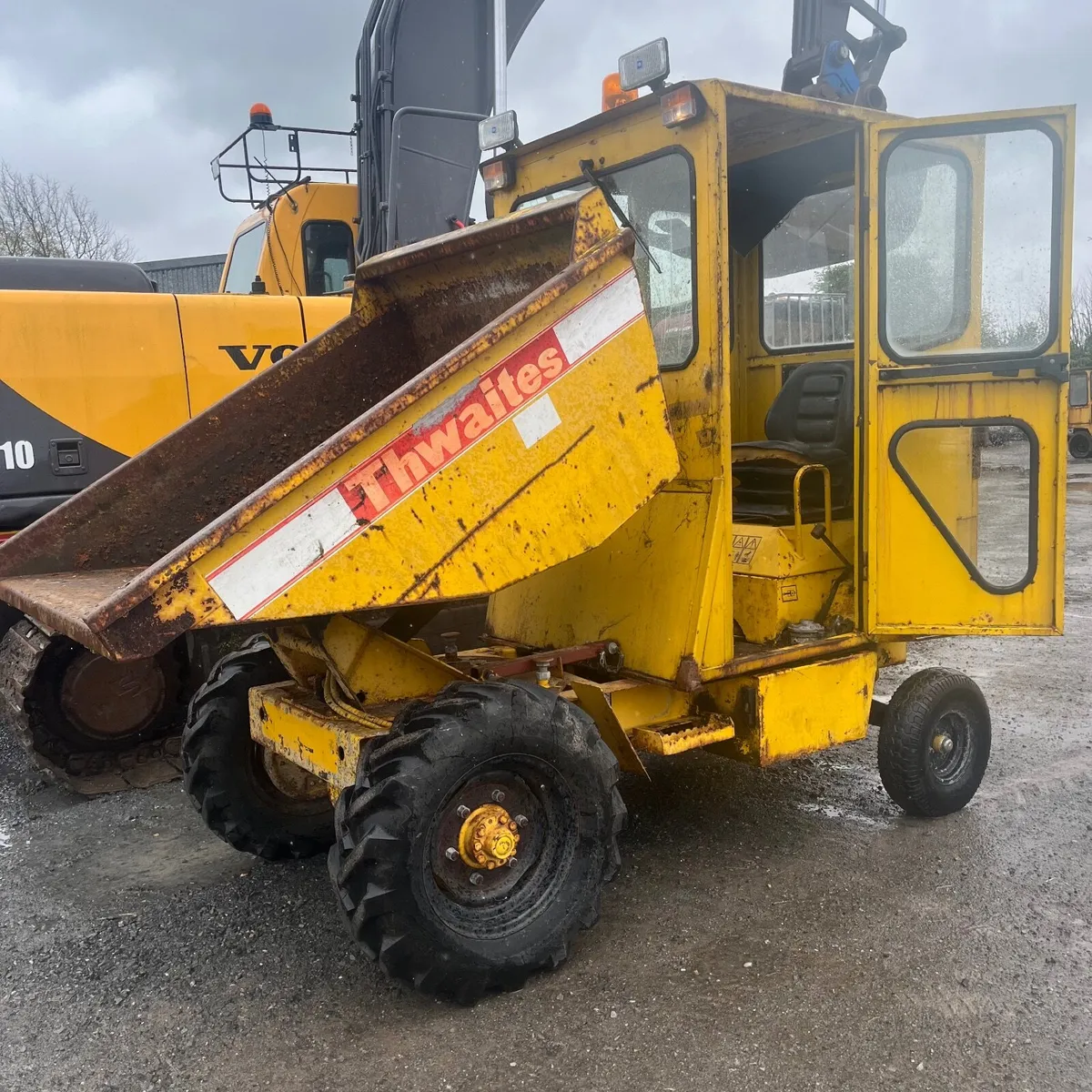 2 ton dumper - Image 1