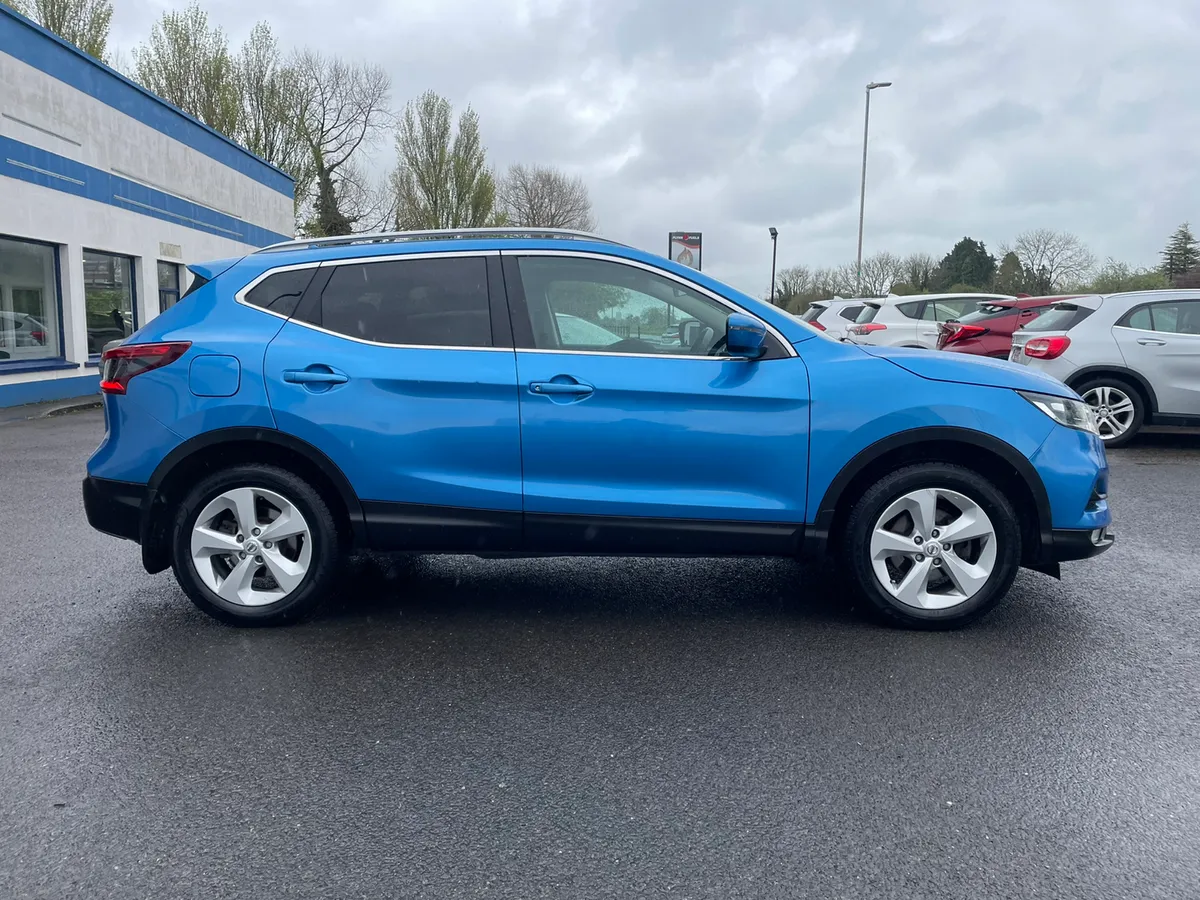 Nissan Qashqai 2018//SV//SUNROOF//CAMERA