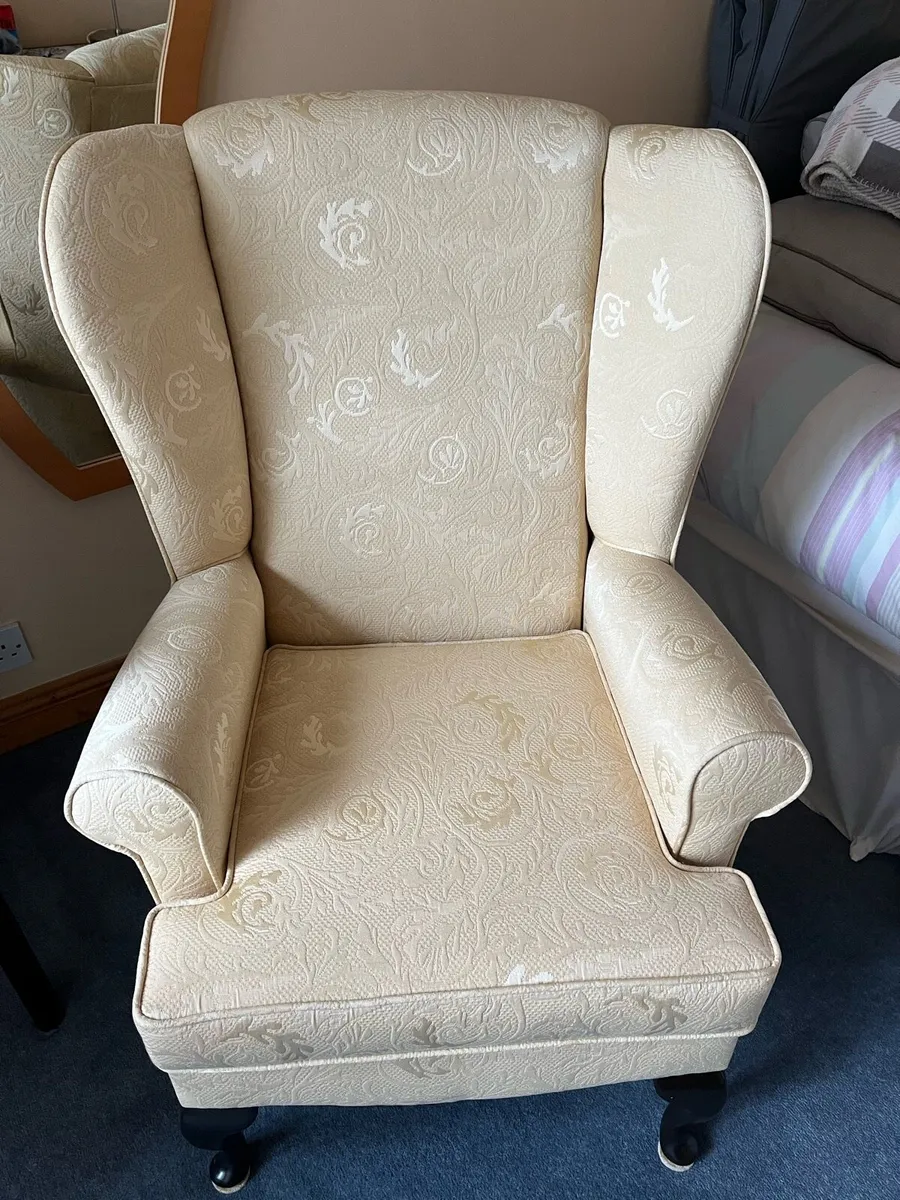 Queen Anne chair - Image 1