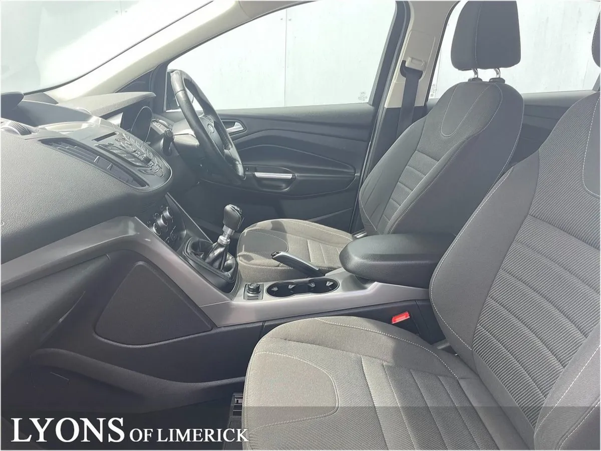 Ford Kuga Kuga Zetec 4seat 4WD 2.0 150BHP(Price D - Image 3
