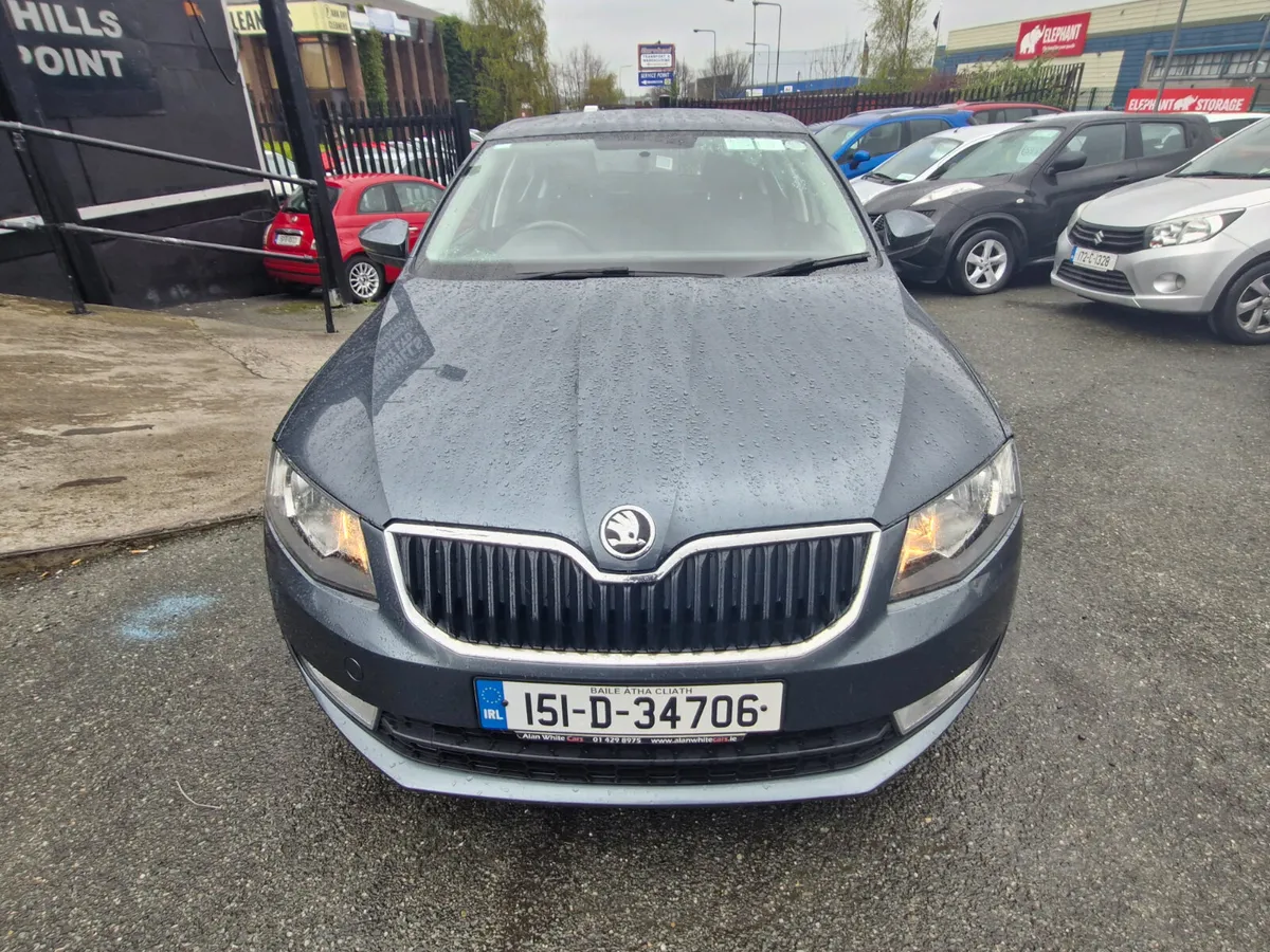 Skoda Octavia 2015 - Image 2