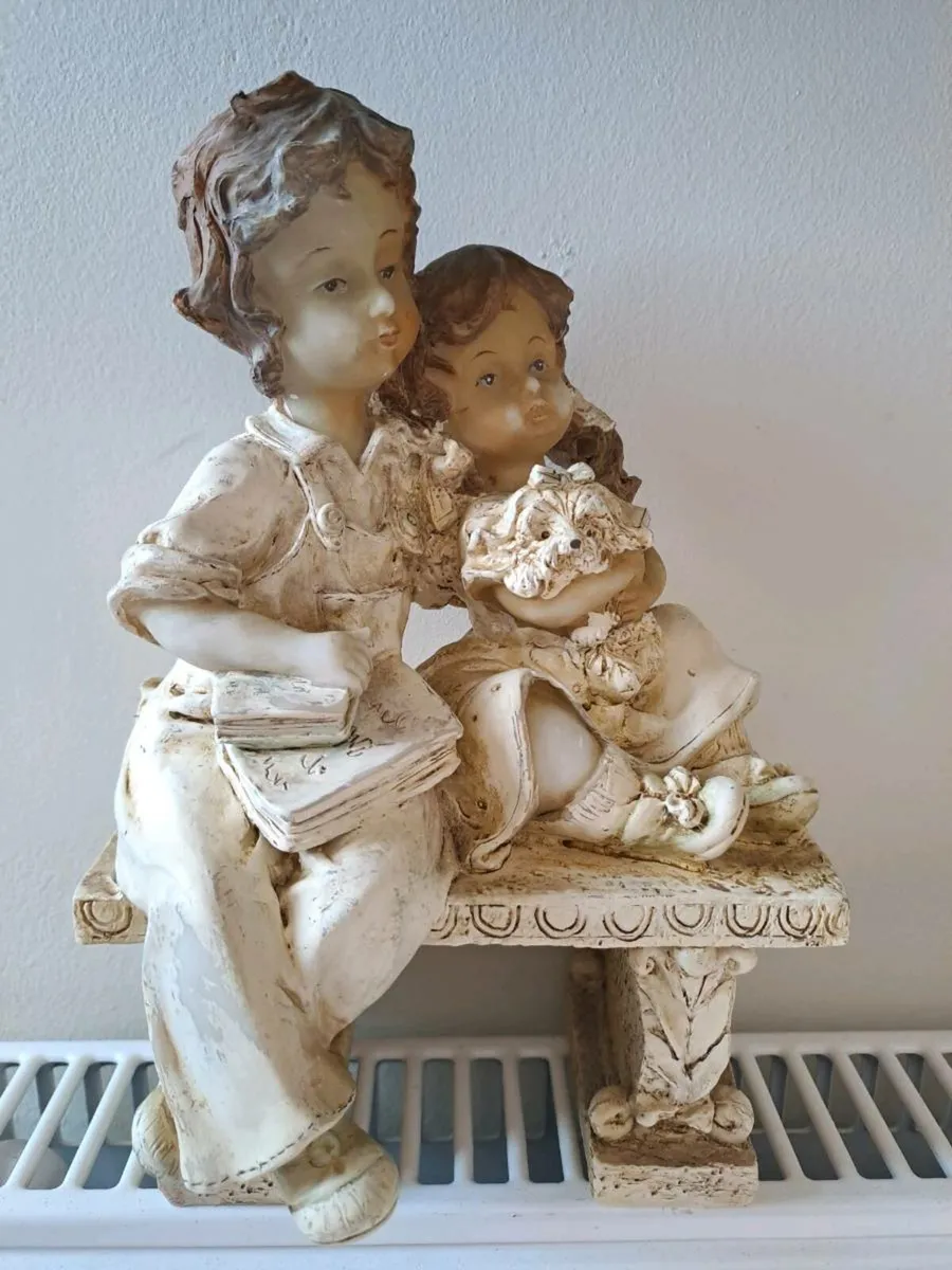 Boy and girl on bench figurine - Image 1