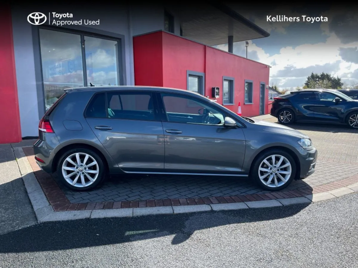 Volkswagen Golf Highline 1.6 TDI Manual 5speed 5D - Image 3