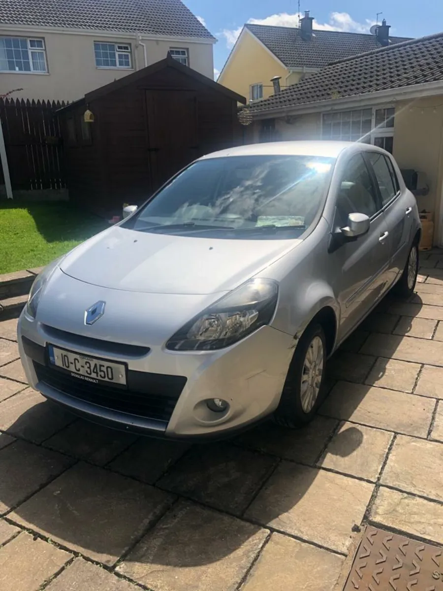 (Sold) 2010 Renault Clio - Image 1