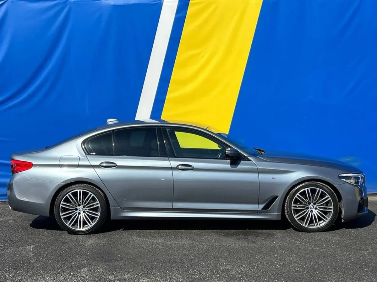 BMW 5 Series 523d M-sport 2.0 Auto // Very Low Mi - Image 2