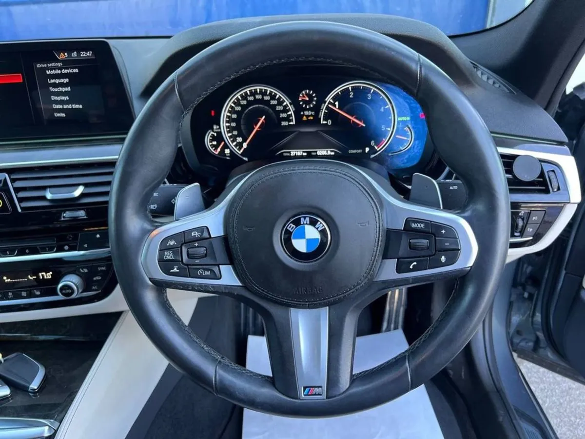 BMW 5 Series 523d M-sport 2.0 Auto // Very Low Mi - Image 4
