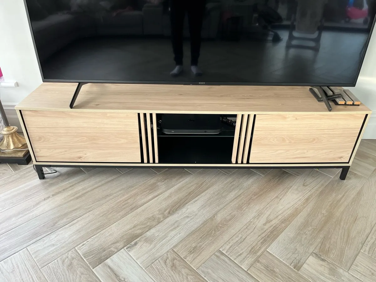 Tv stand - Image 3