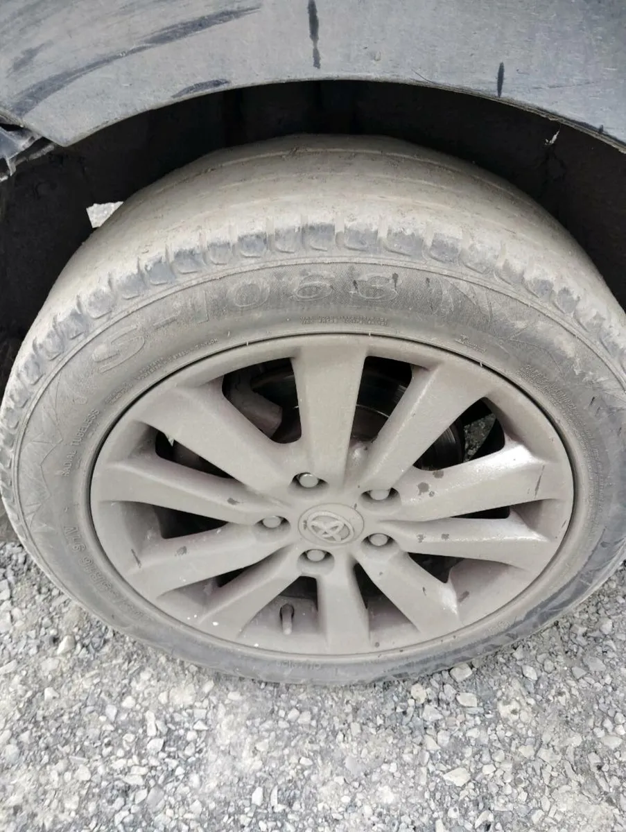 Breaking Toyota auris 2008 petrol vvti - Image 4