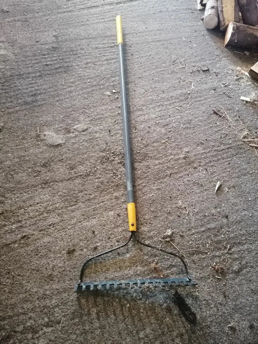 True Temper Garden Rake