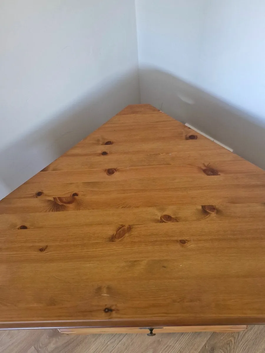 TV Unit - Image 3
