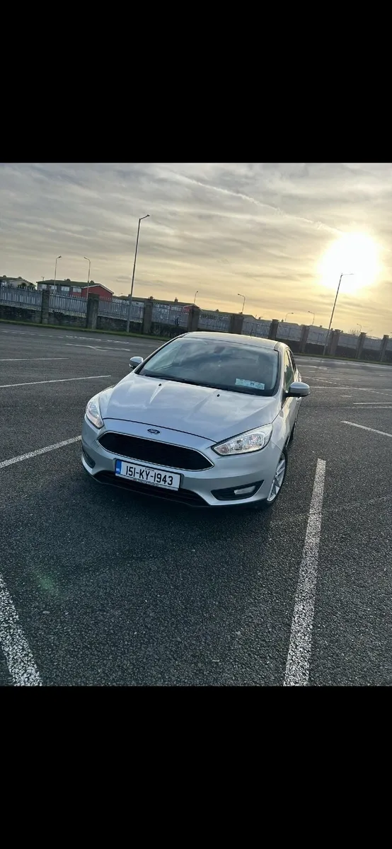 Ford Focus 2015 - Image 2