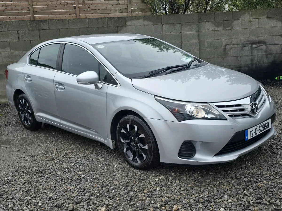 Toyota Avensis 2012 diesel nct&tax €1600 no offers - Image 4