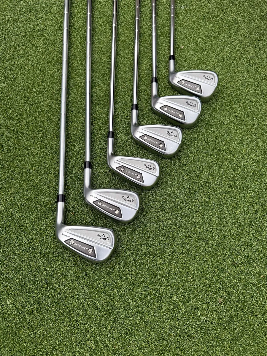 Callaway Apex i300 irons - Image 1