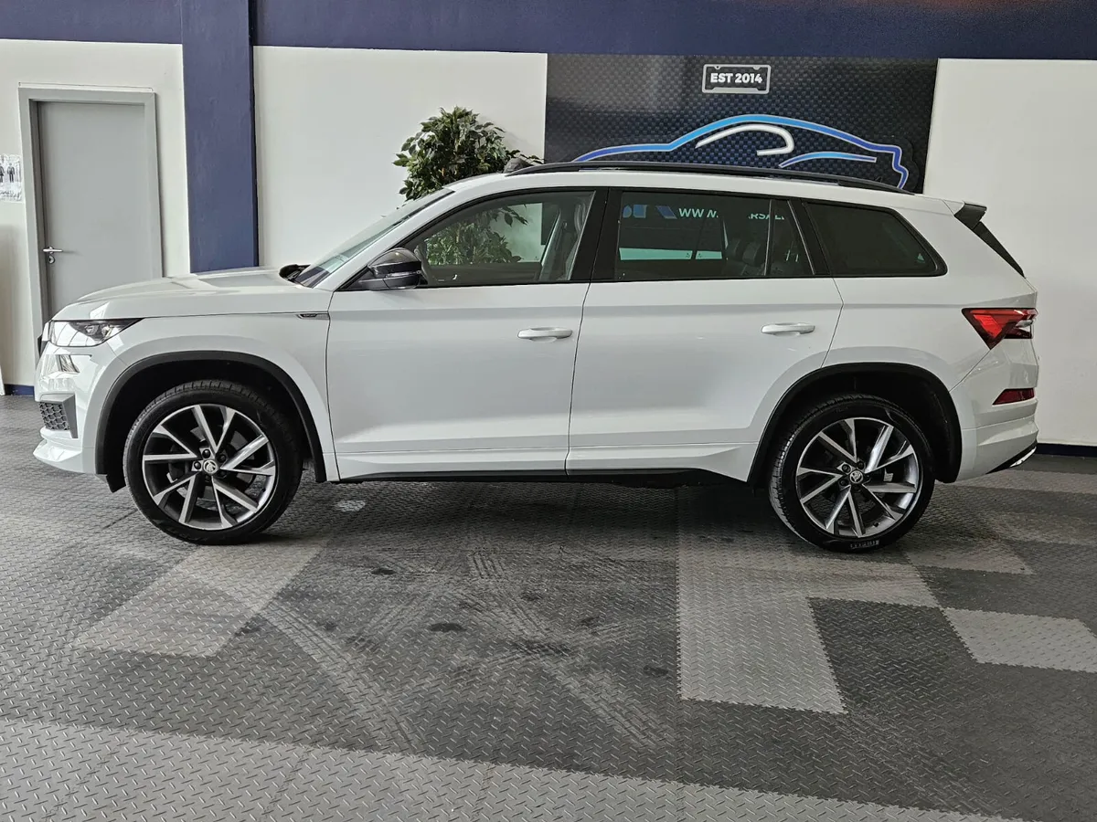 22 SKODA KODIAQ SPORTLINE DSG 7 SEATER - Image 2