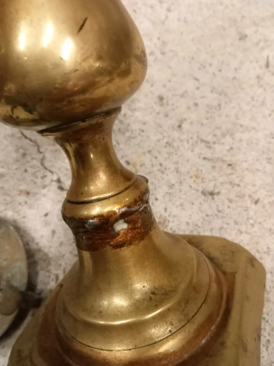 Old brass candle holders - Image 2