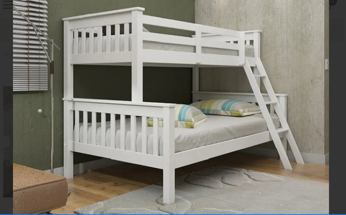 Triple bunk beds😴😴😴 grey or white - Image 1