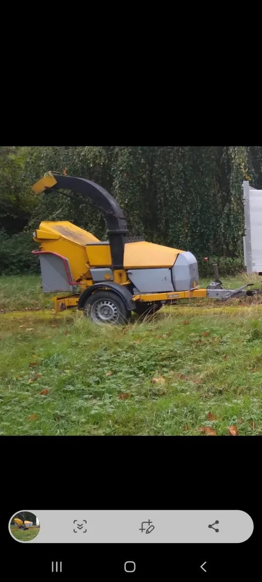 Wood chipper - Image 1