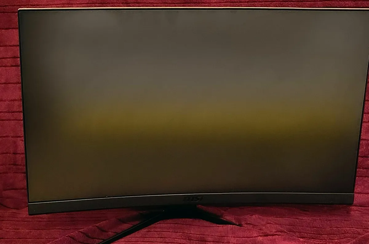 Gaming Monitor MSI Display Curved - Image 3