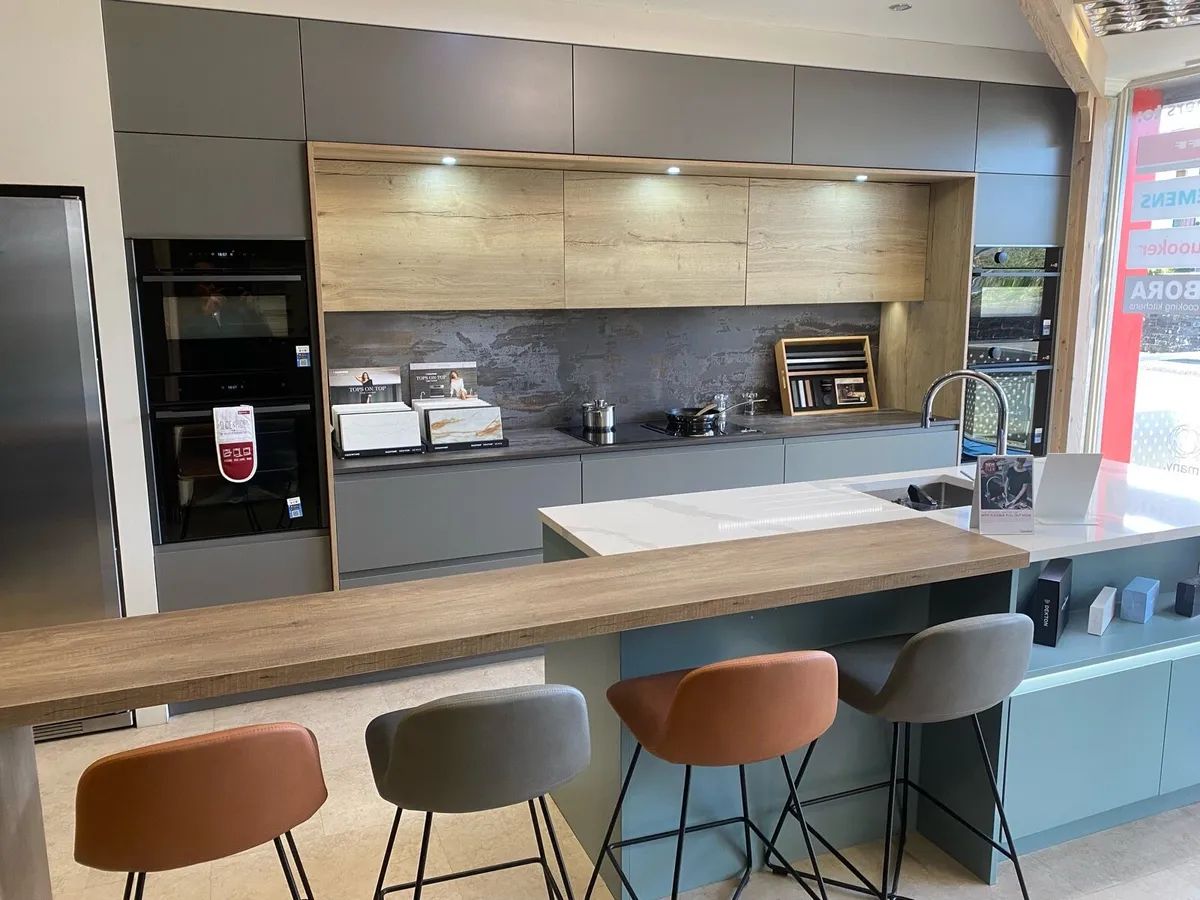 Kitchen - Image 2