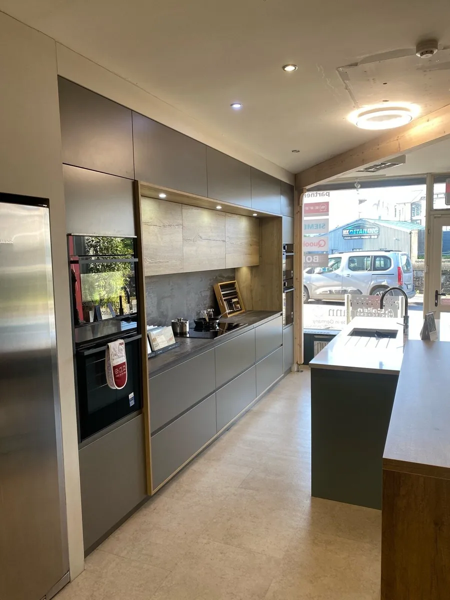 Kitchen - Image 4