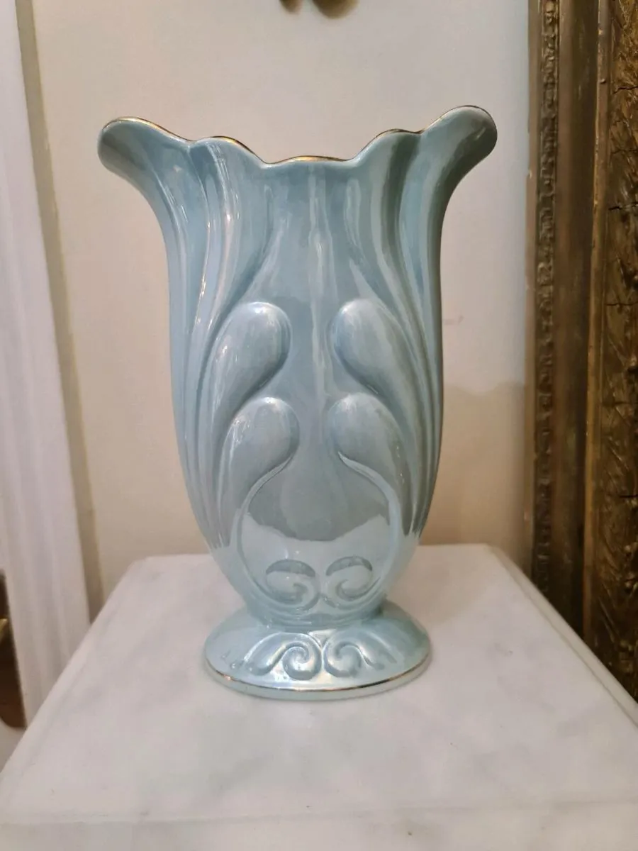 Art Deco 1920s vase - Image 1