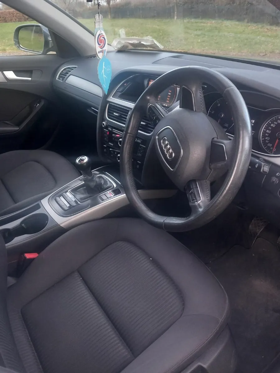 Audi A4 2012 - Image 3