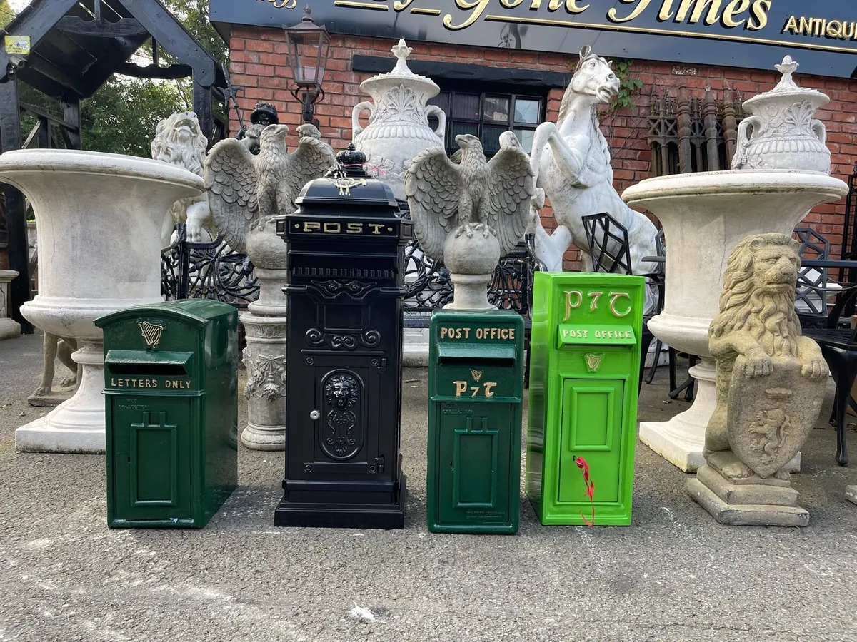 Irish post box building into wall - Image 3