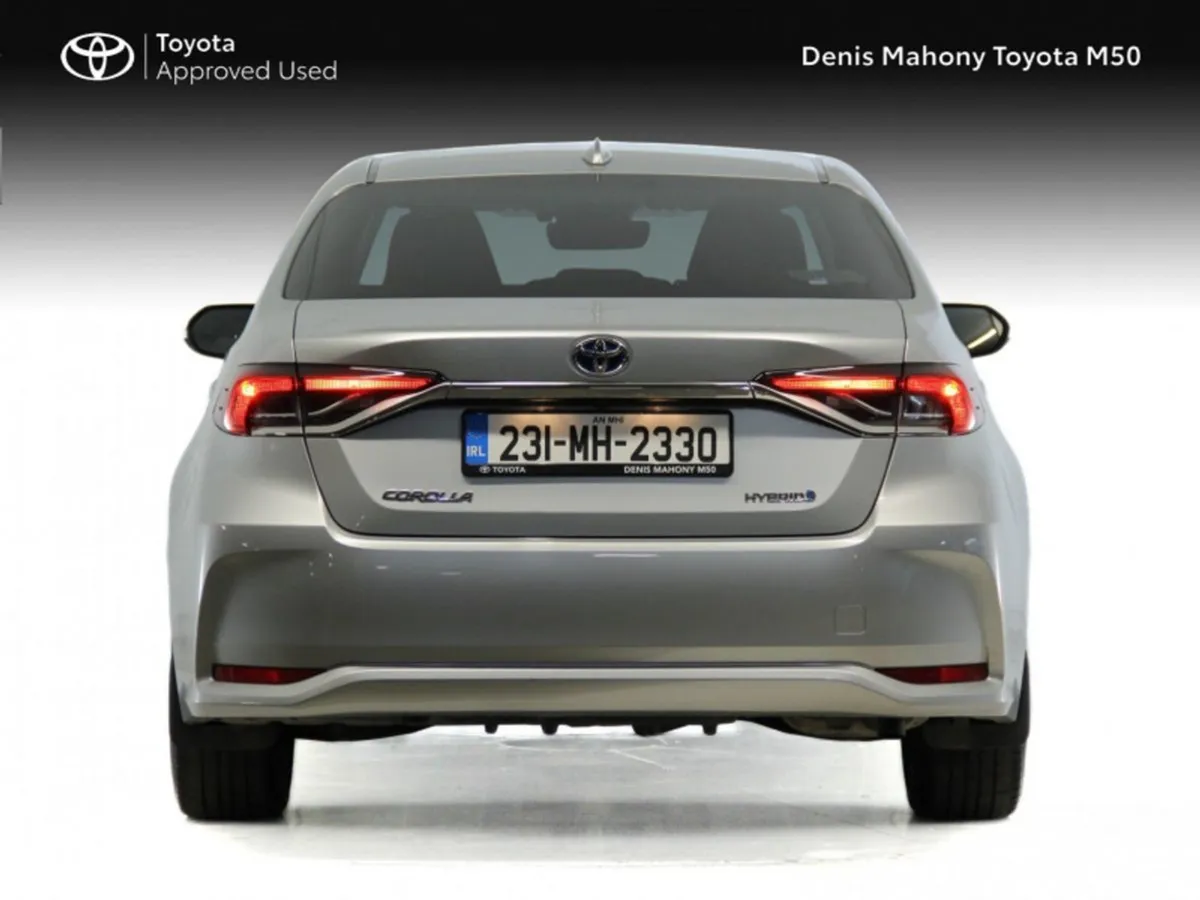 Toyota Corolla Luna 4DR Sport Saloon - Image 4