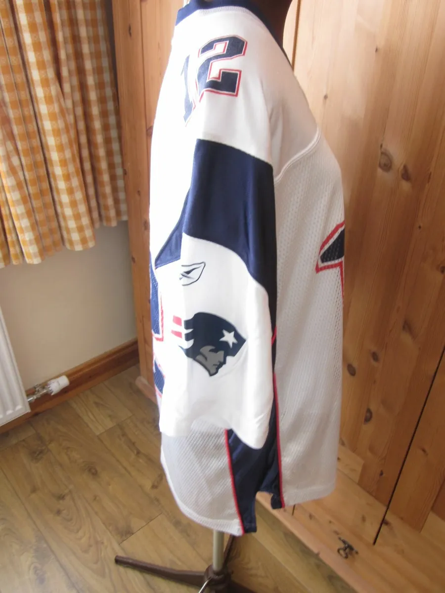 Tom Brady #12 New England Patriots NFL Jersey L - Image 1