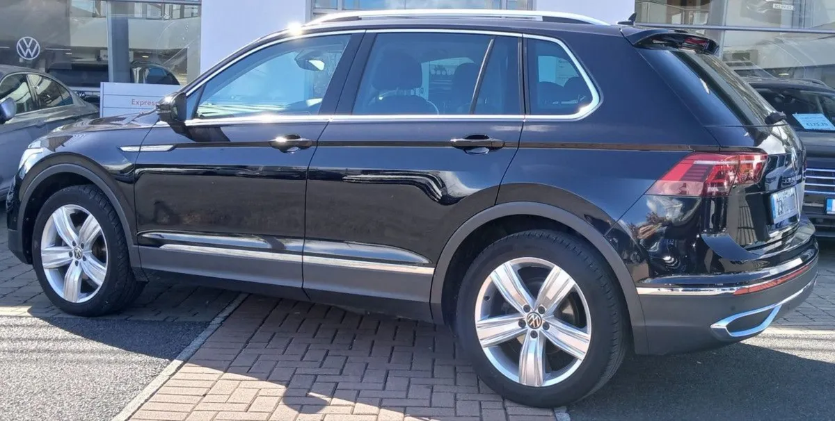 Volkswagen Tiguan Elegance 2.0 TDI 150HP  bluetoo - Image 4
