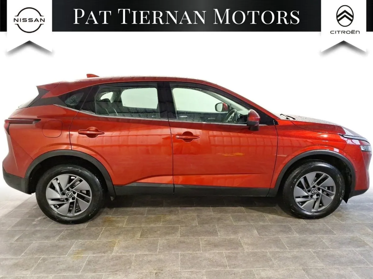Nissan QASHQAI 1.3 PET Mild Hybrid SV - Image 3