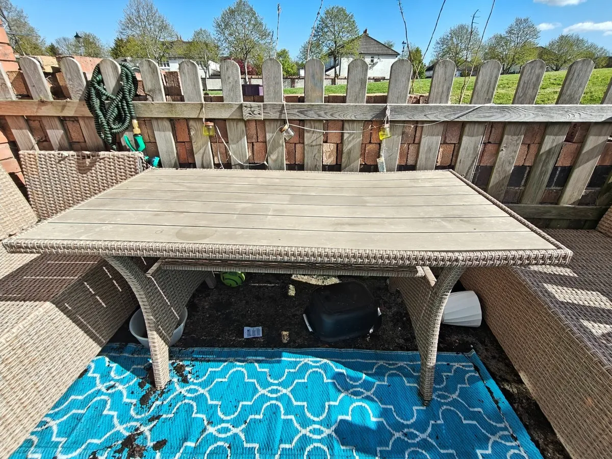 Garden Table - Image 2