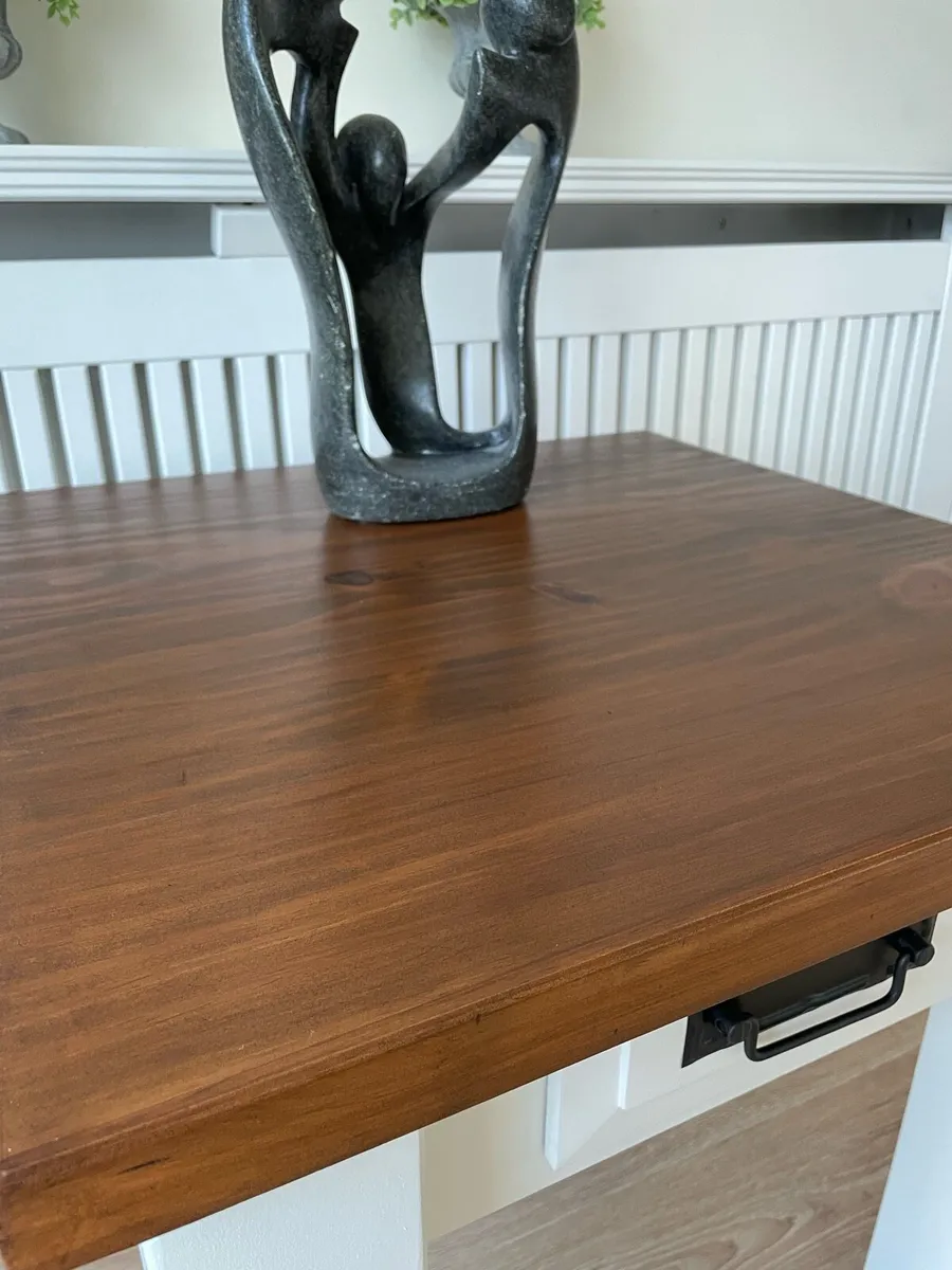 Solid wood side table - Image 3