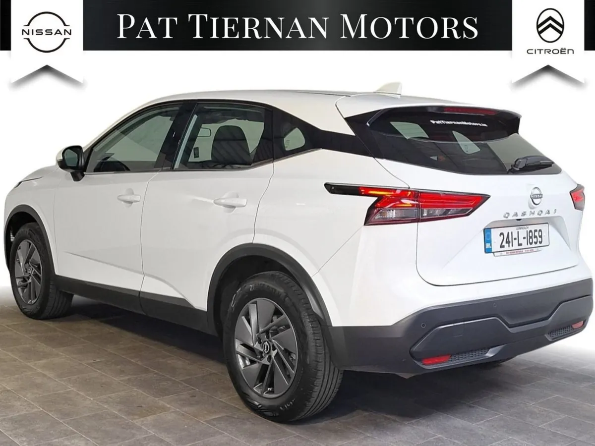 Nissan QASHQAI 1.3 PET Mild Hybrid SV - Image 3