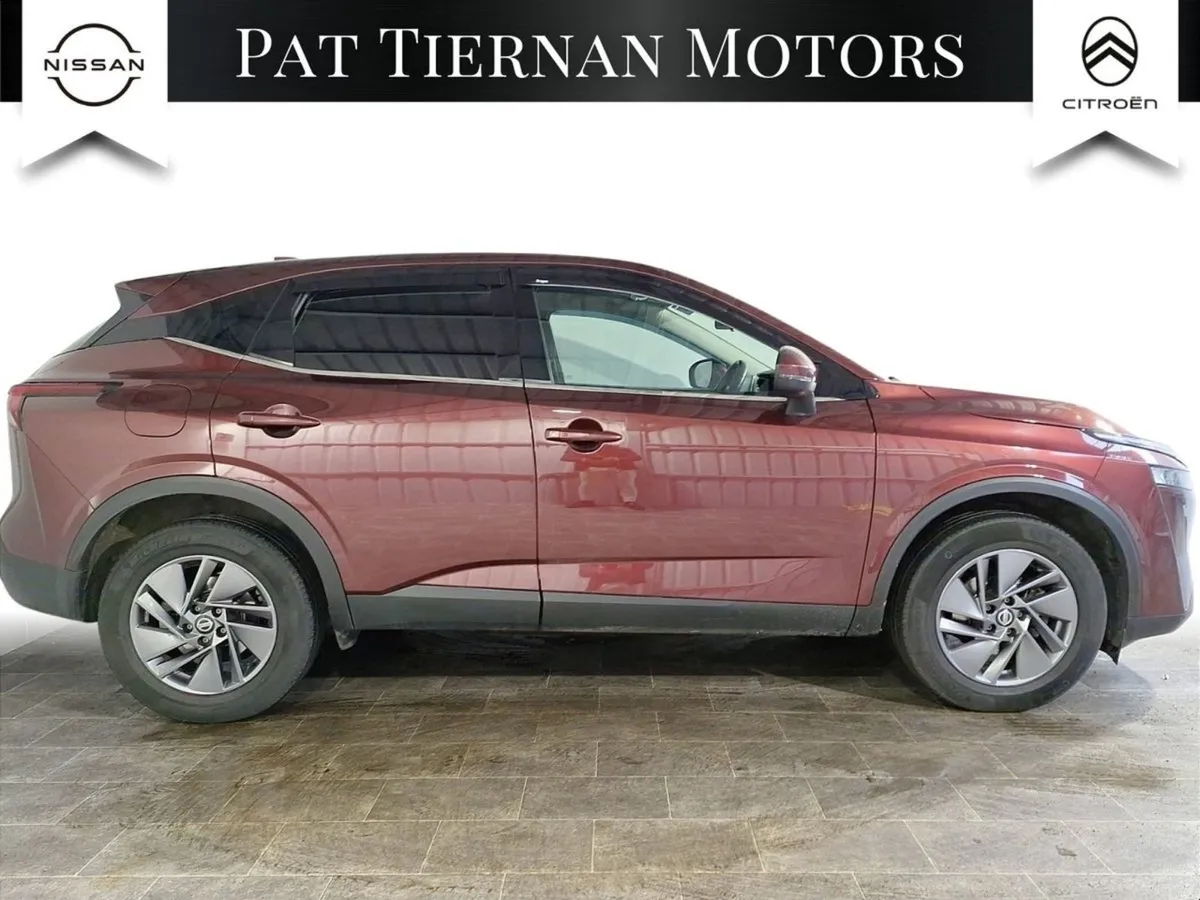 Nissan QASHQAI 1.3 PET Mild Hybrid SV (auto) - Image 3