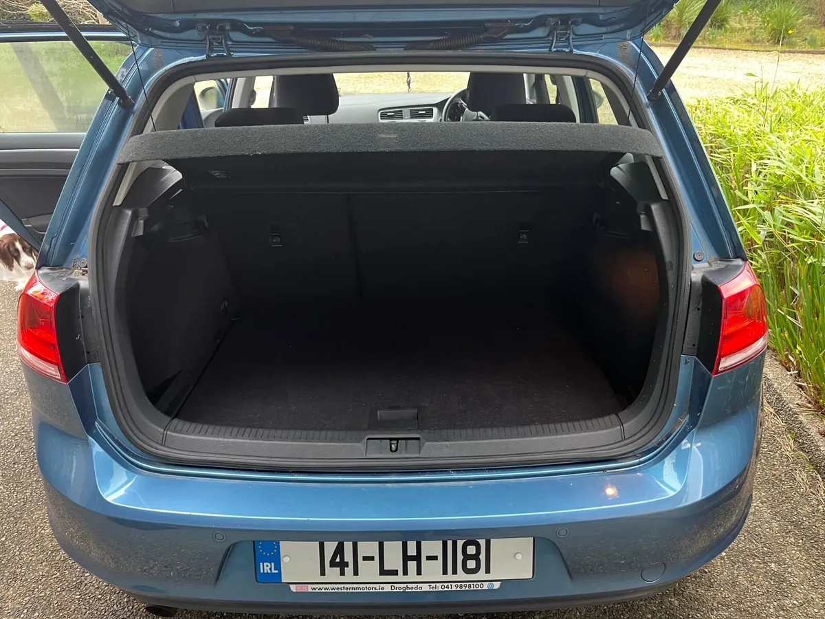Volkswagen Golf 2014 - Image 2
