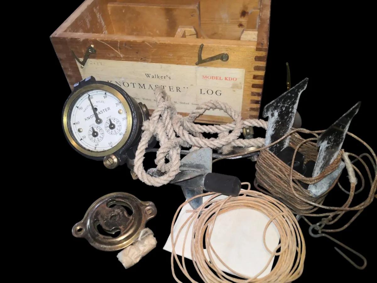 Walkers Knot master "log in pine case - Image 2