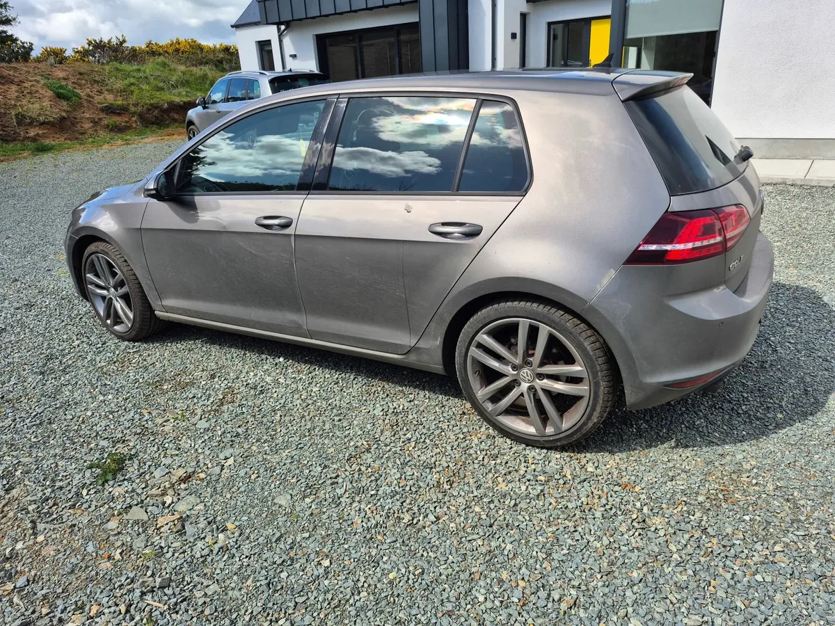 VOLKSWAGEN GOLF HIGHLINE 1.6 TDI MANUAL 5SPEED - Image 2