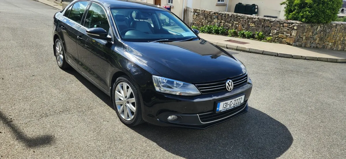 Automatic Volkswagen Jetta 2013 - Image 3