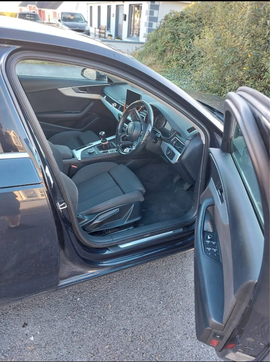 Audi A4 162 - Image 2