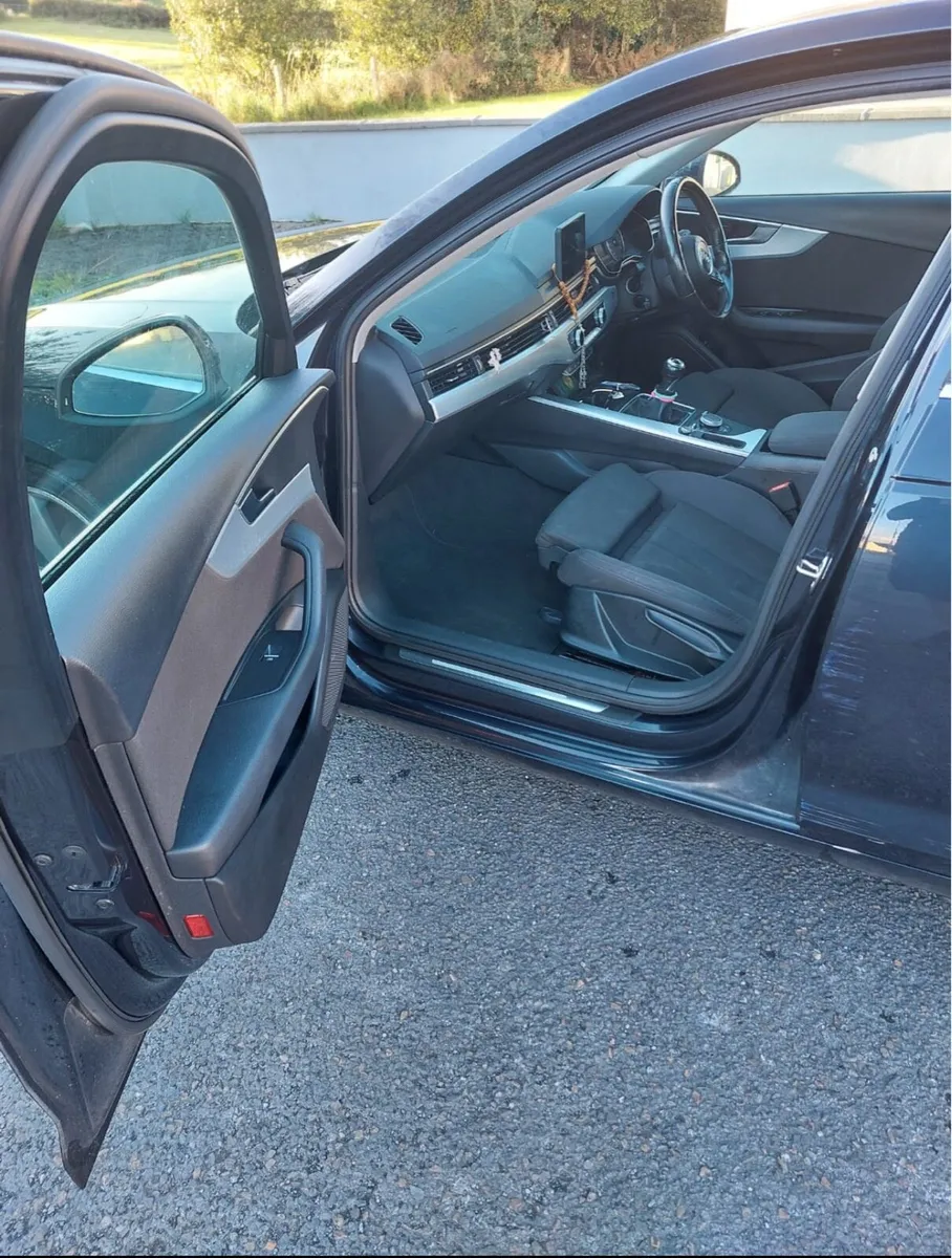 Audi A4 162 - Image 4