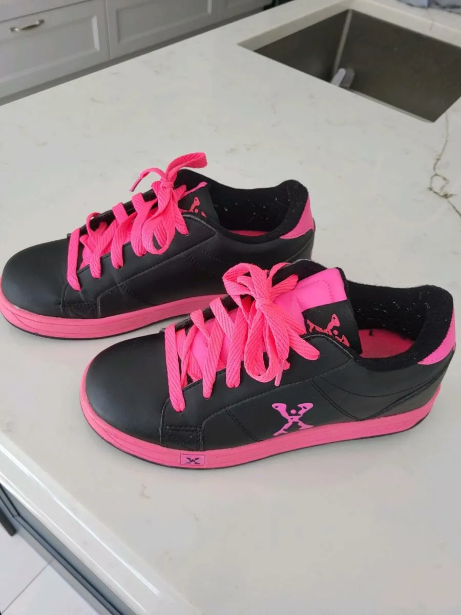 Heelys - Image 1