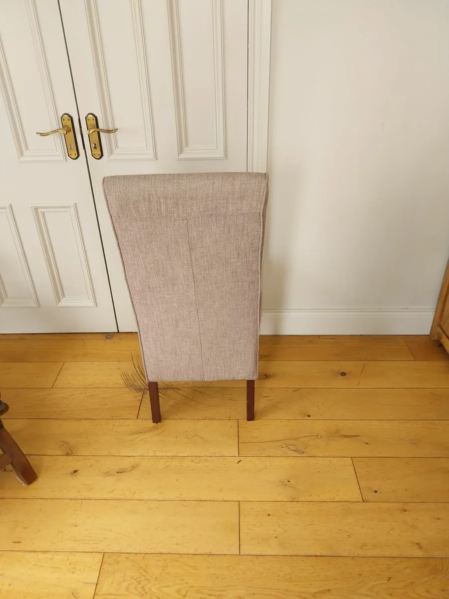 Dining room chairs - Image 4