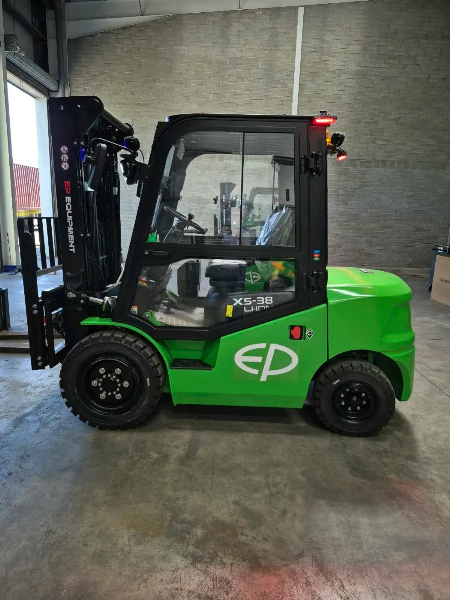 Forklift 3.8ton Electric - Image 1
