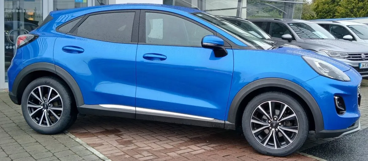 Ford Puma 1.0l Ecoboost Mhev 125PS Titanium  park - Image 2