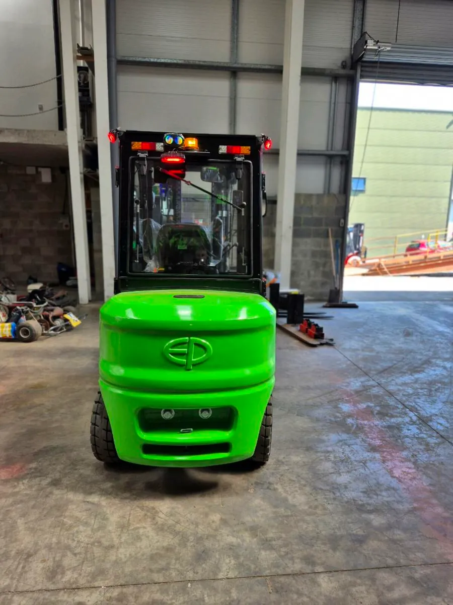 Forklift 3.8ton Electric - Image 3