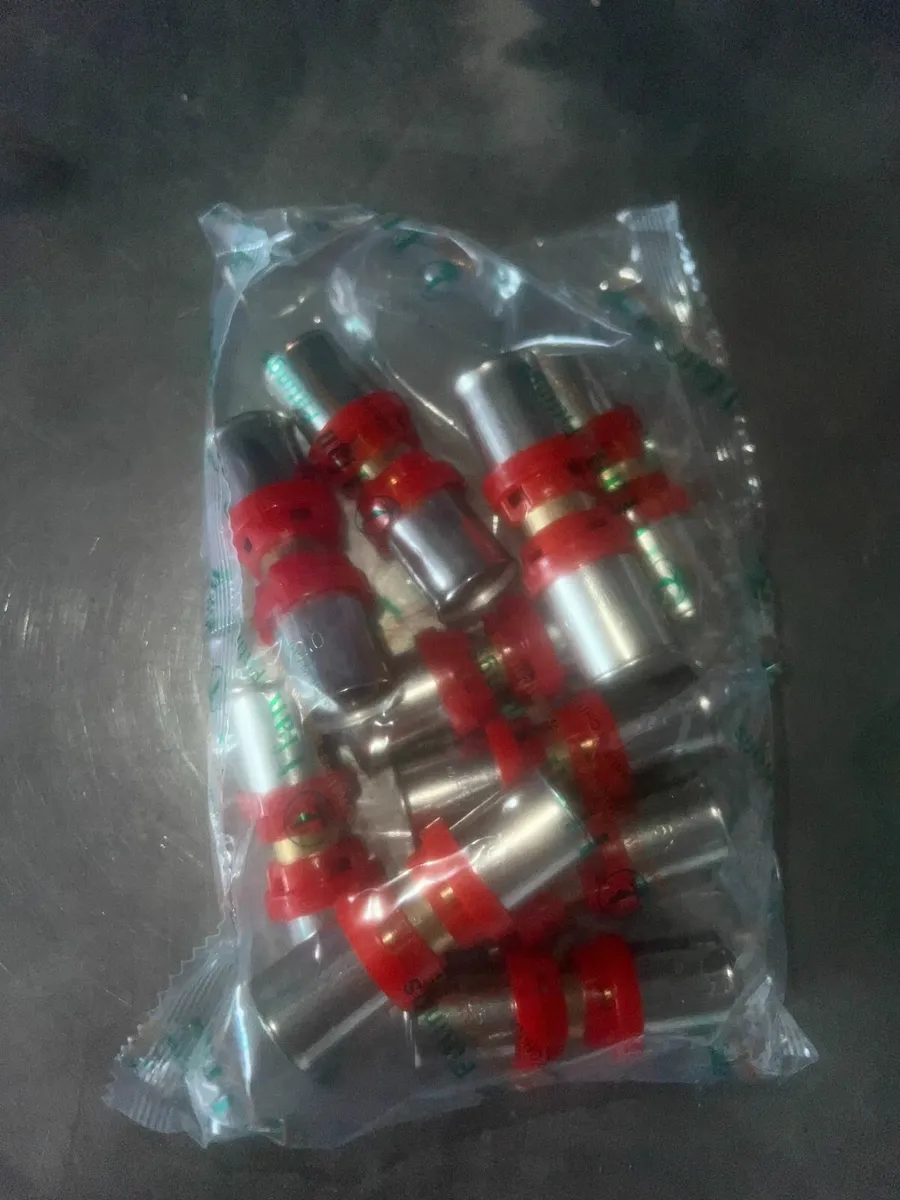 Plumbing Crimp Press Fittings - Image 3