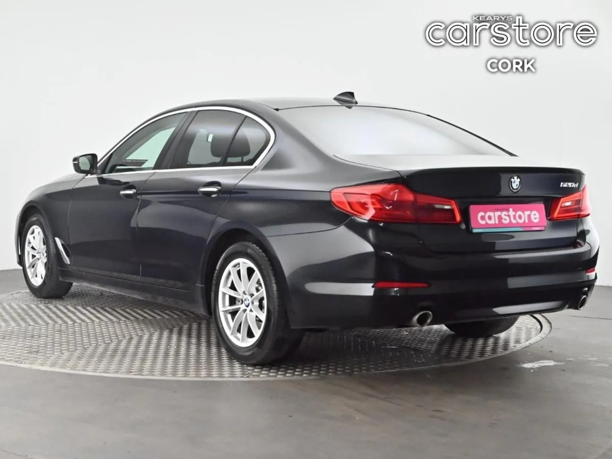 BMW 5 Series 520d SE 18  Auto - Image 3